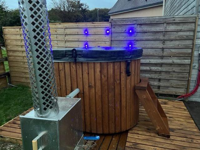 Cottage Cocooning Romantique Avec Jaccuzzi Prive Ancinnes Ngoại thất bức ảnh